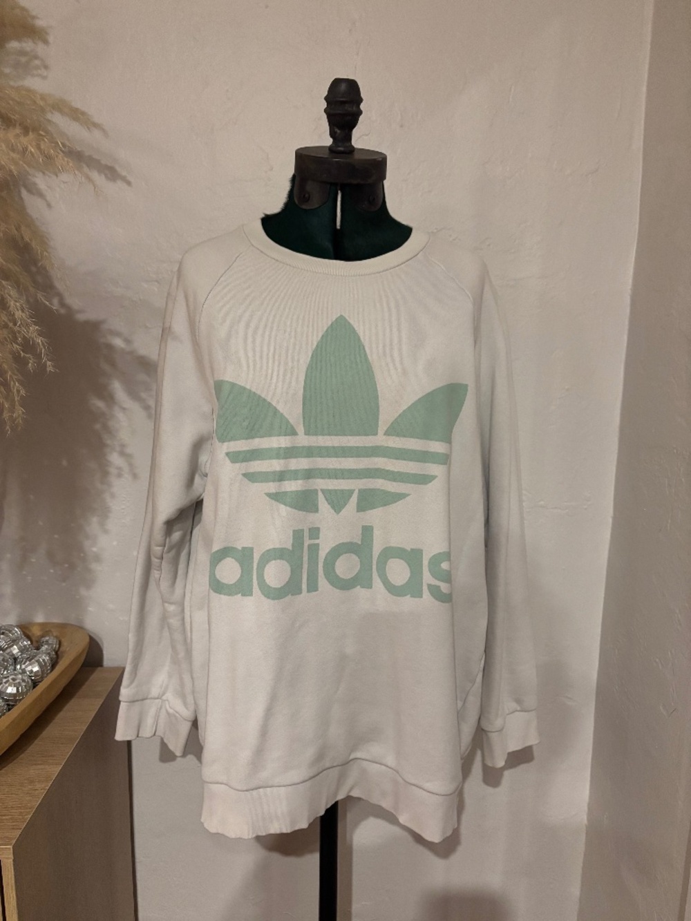 Thick Adidas crewneck sweatshirt